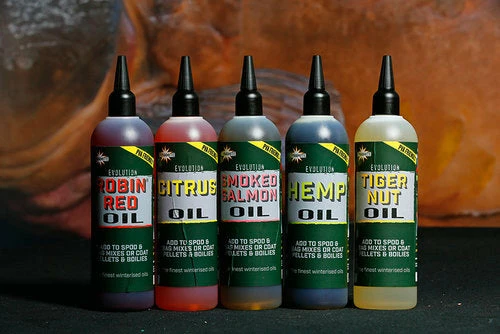 Dynamite Baits Evolution Oils 300ml 2 Dynamite Baits Evolution Oils 300ml